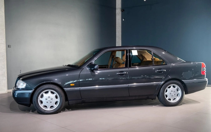 Mercedes-Benz Klasa C cena 99000 przebieg: 10574, rok produkcji 1995 z Nowy Dwór Gdański małe 596